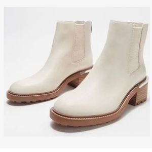 Vince Camuto Off-white leather Kelivena ankle boots NWT